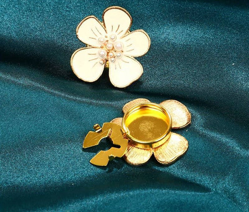 Cute Peach Blossom Clip Over Button for Women DIY Shirt